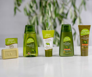 Dalan d'Olive Travel Kit